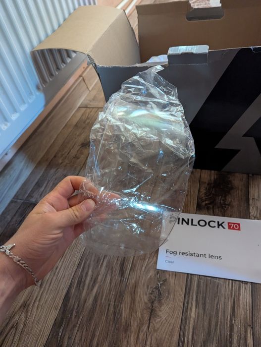 Casca Moto  Airoh Valor  Wings Yellow Matt