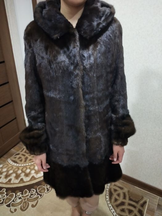 Продам шубку норковую