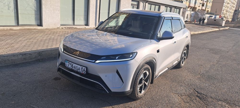 BYD Yuan Up 2025 года