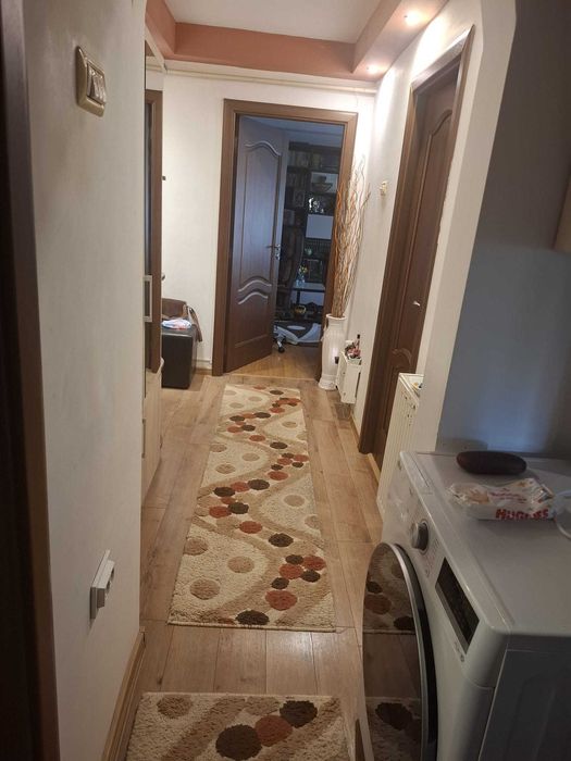 Apartament 3 cam -Roman zona spitalul vechi | Etaj 3 | Mobilat | Garaj