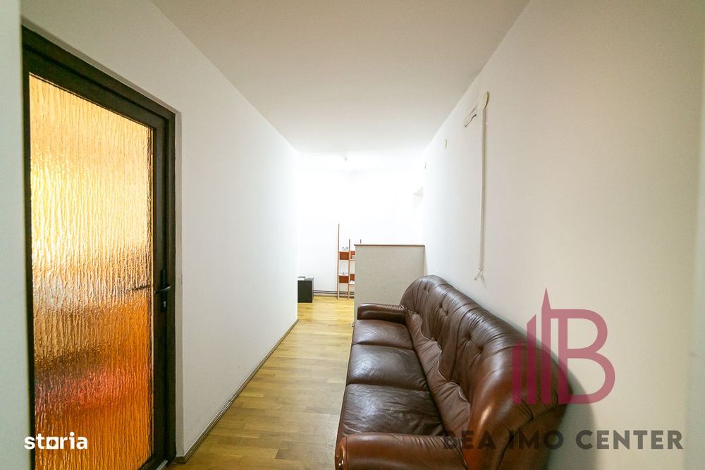 Apartament, parter, ultracentral, ideal pentru birouri!