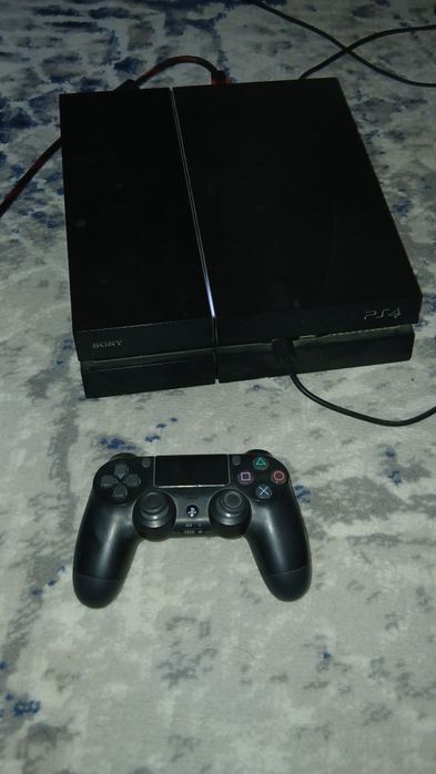 Playstation 4 sotiladi
