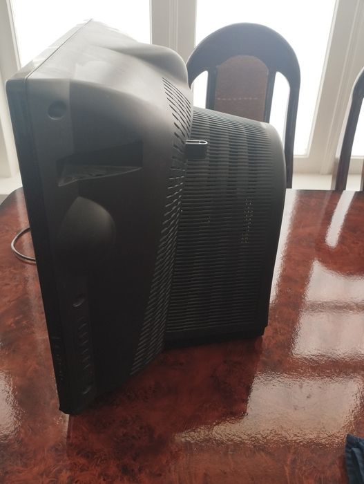 Проадется телевизор LG  рабочий