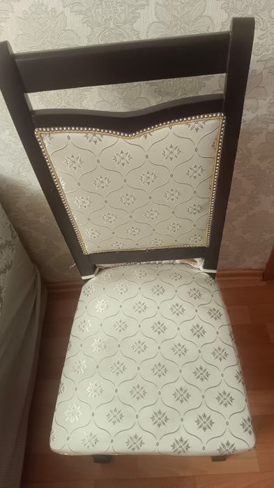 Продам стулья 10 штук