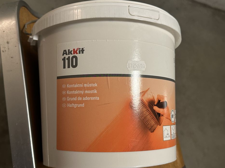 Grund de aderență Akkit 110 5 litri