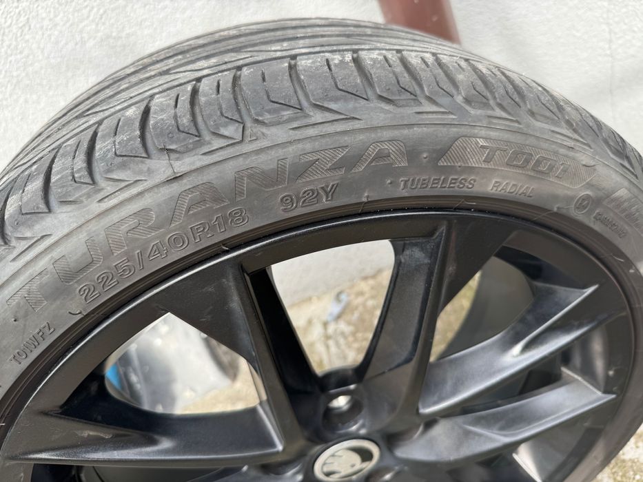 Гуми Bridgestone