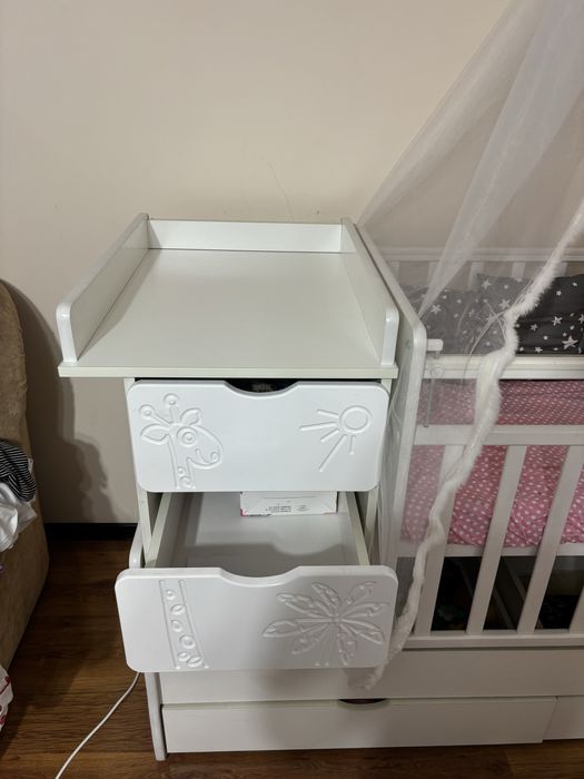 Манеж кроватка.