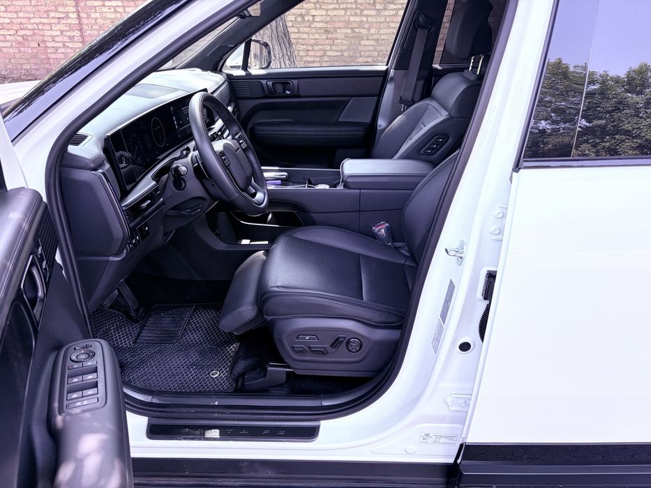 Hyundai Santa Fe в идеальном состояние