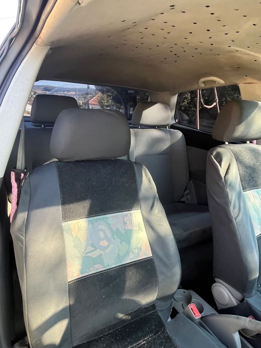 Vand polo an 2002 1.2 benzina (astept oferte)