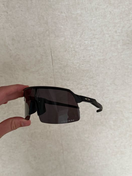Oakley Sutro Lite