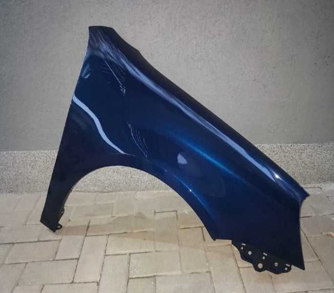 Aripa Fata Dreapta VW Golf 5 V Break 2007-2008 Vopsita Albastru