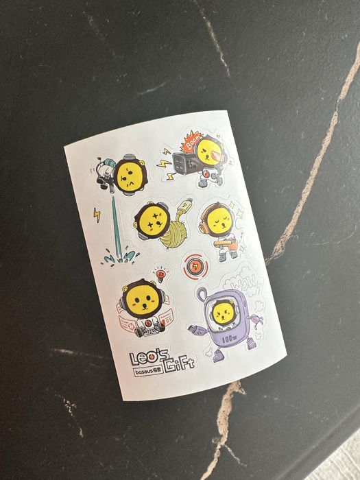 Отдам разное для школьников и дома