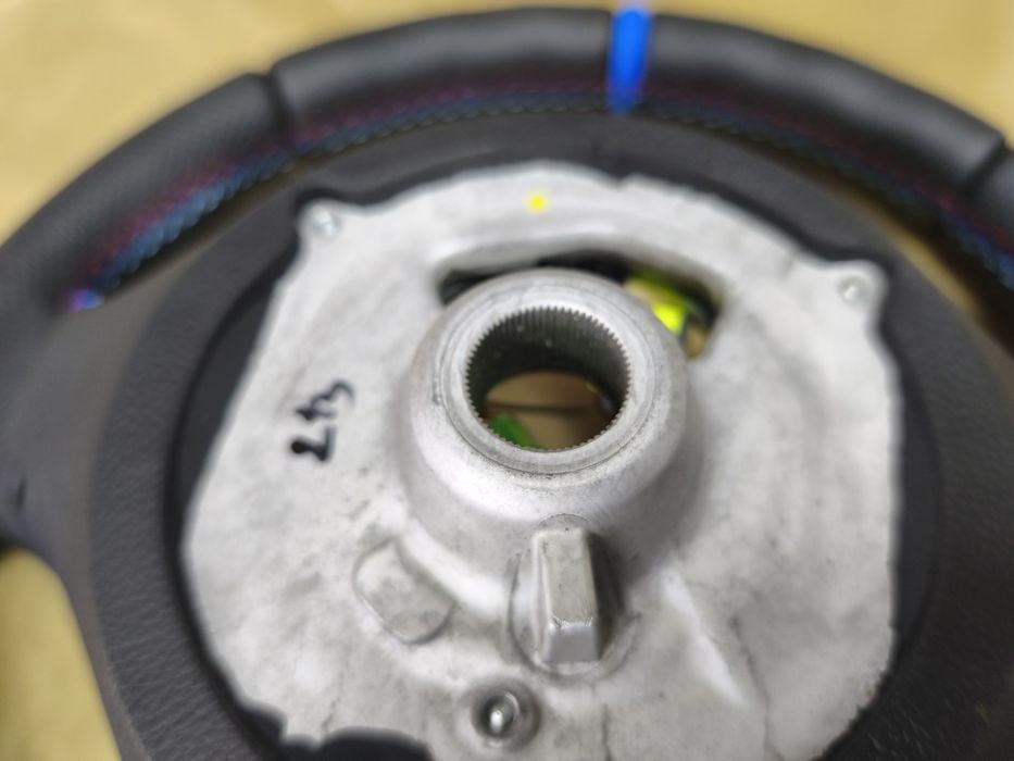 М волан от BMW e90