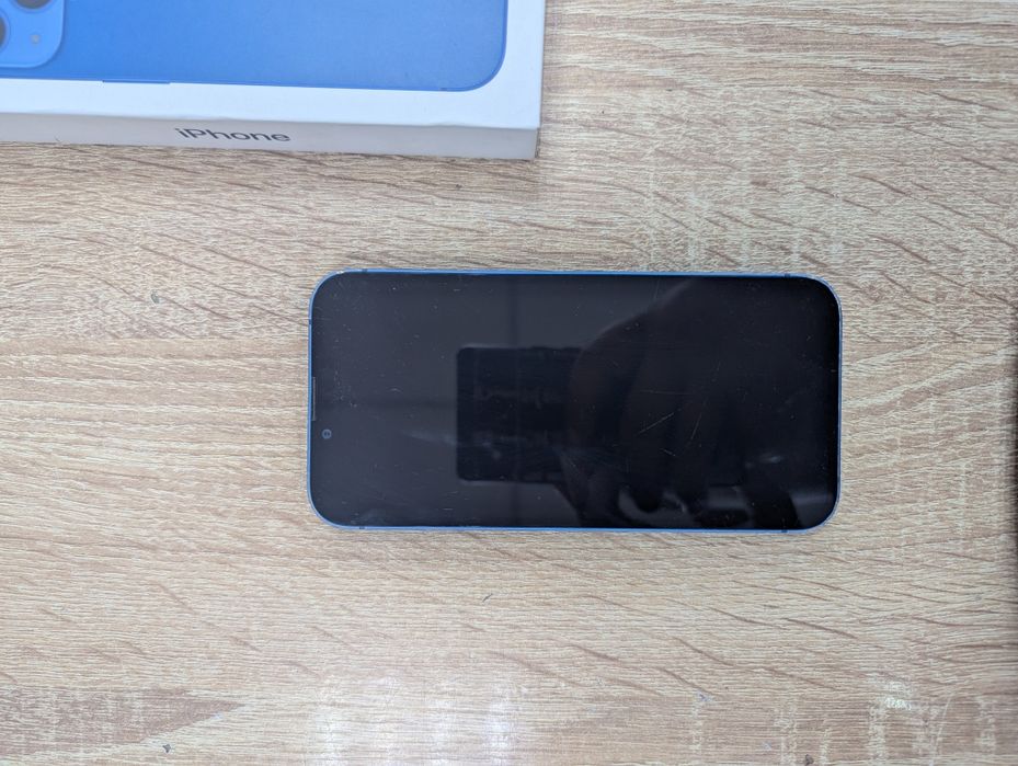 Продам IPhone 13 128gb