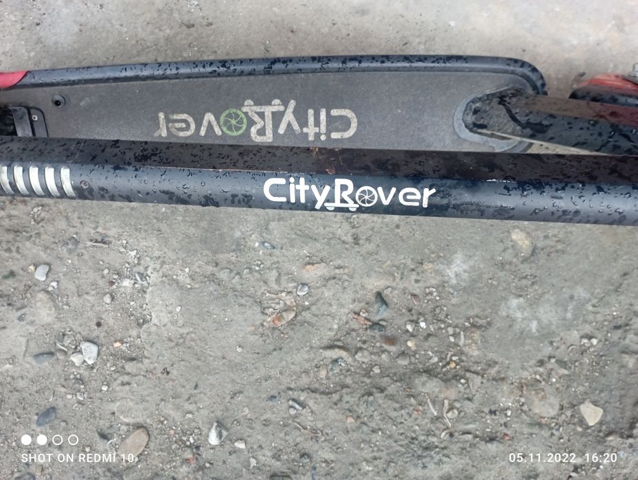 Продам электросамокат