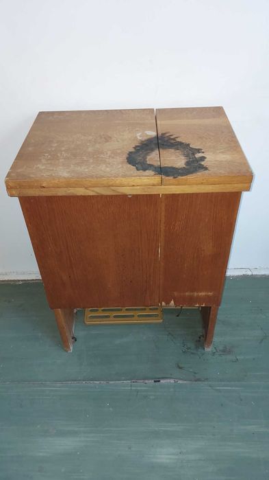 Vand masina cusut Veronica tip mobilier - 150 ron
