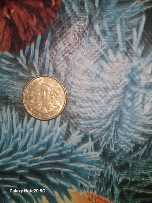 Vând diferite monede de colecție