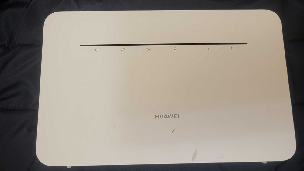 Huawei Router wireless 4G cu sim b535 liber de retea