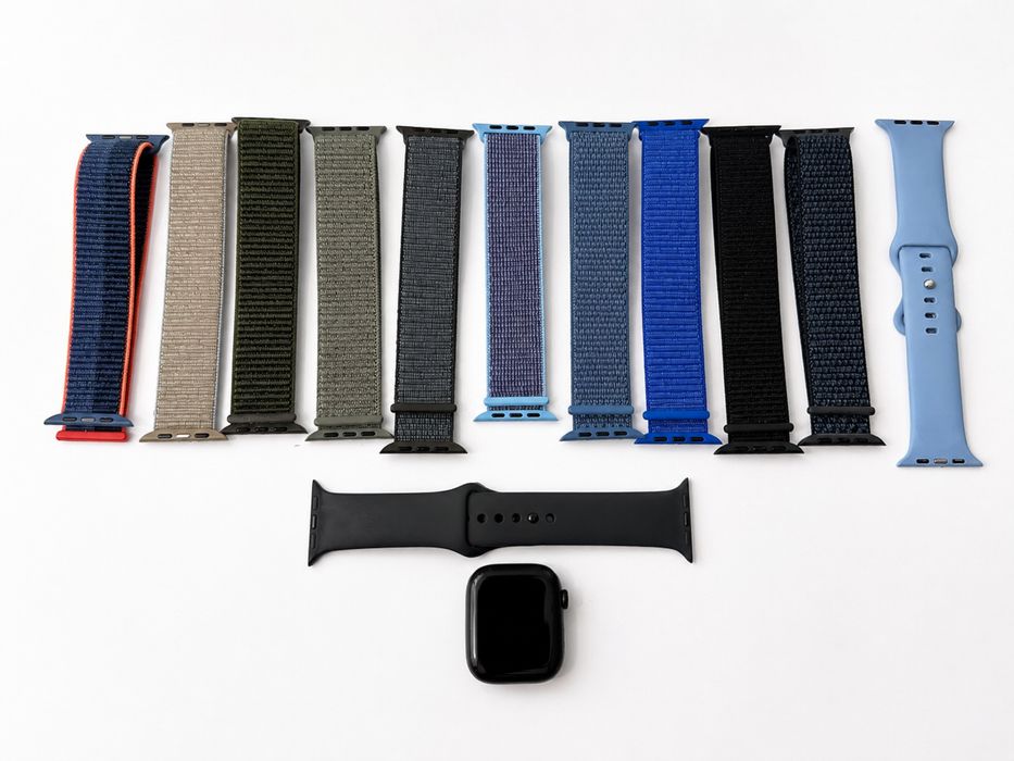 Apple Watch Series 11 42mm + 11 каишки + 2 години гаранция