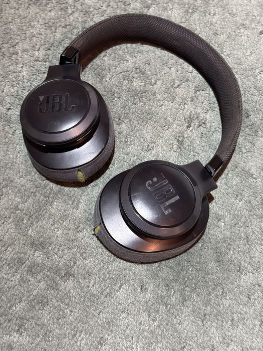 наушники JBL LIVE 500BT