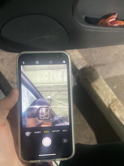 Продам айфон х.