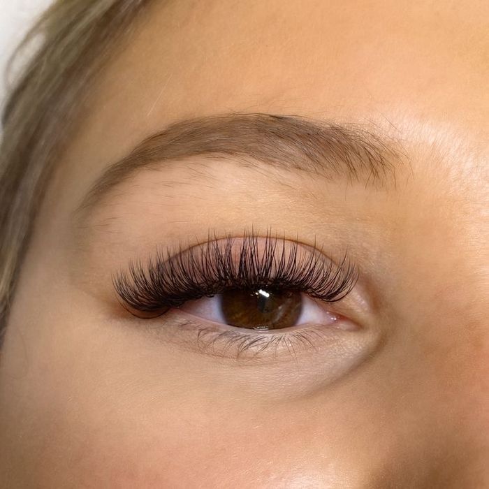 Gene fir cu fir  Cora Lujerului