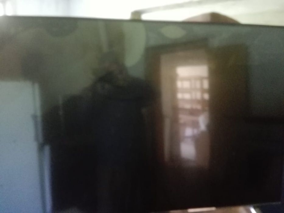 Продавам Плазма Тел.Телефункен.130см.с повреда!