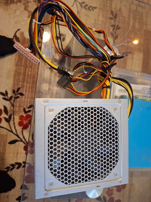 Захранване за настолен 250 Вата