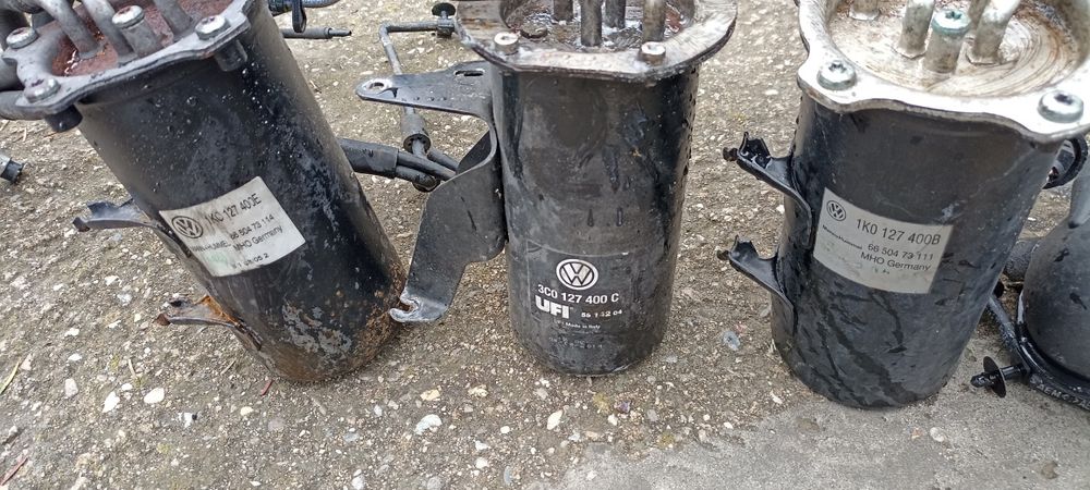 Carcasa Filtru combustibil / motorina  Touran Octavia 2 Golf 5 Passat