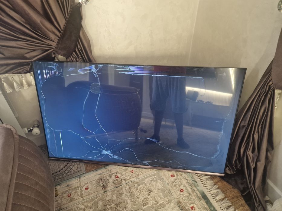 продам телевизор смарт !!!