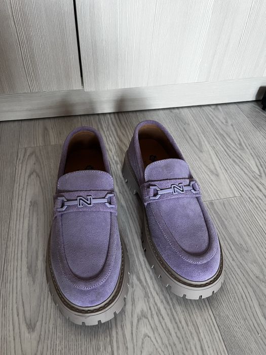 Продам новые лоферы