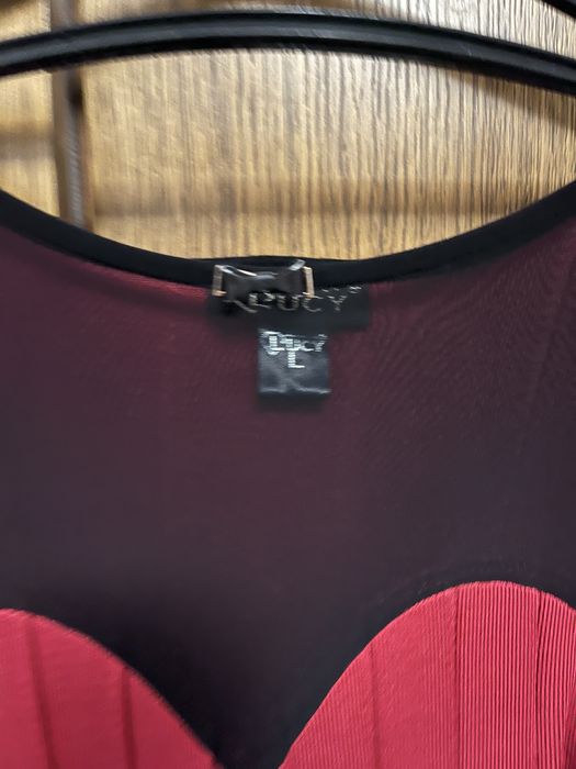 Дамска червена рокля Lucy