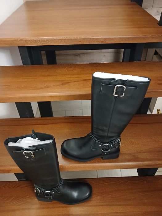 Сапоги женские, новые.