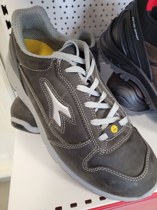 Incaltaminte de protectie, clasa S3,