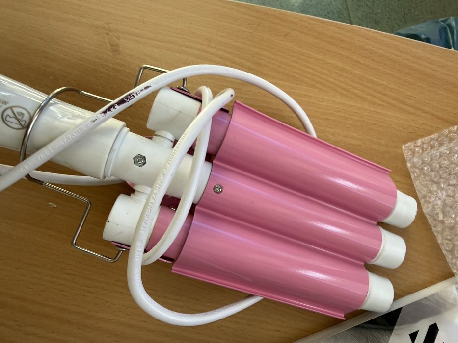 Ondulator cu 3 elementi