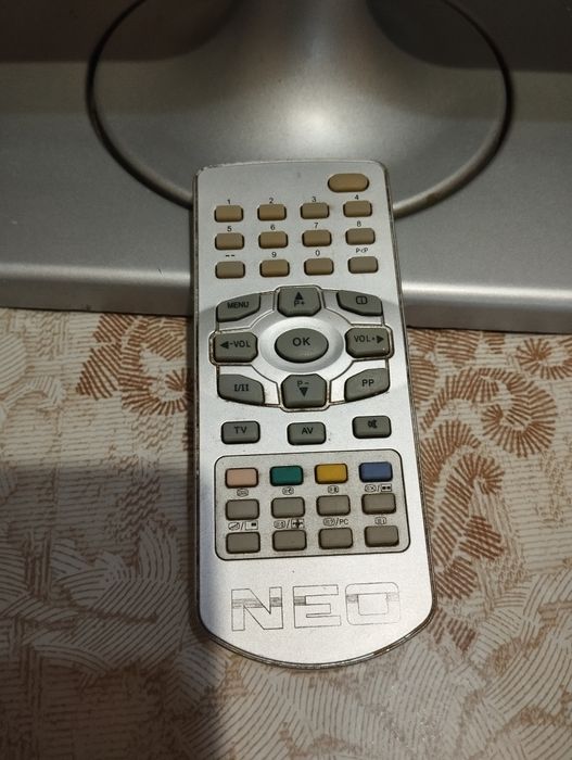 Телевизор на 12в и 220в