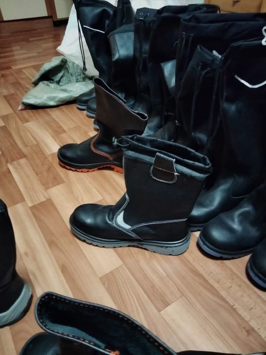 Продаю ботинки рабочие
