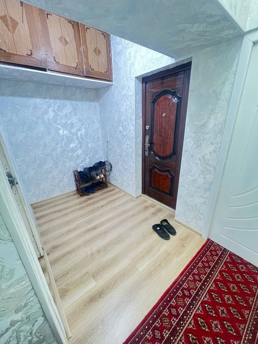 Новомосковская Осие 2/9/9 отдельный вход 65м2