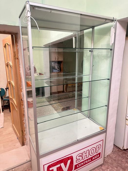 Витрина стилаж стеклянная