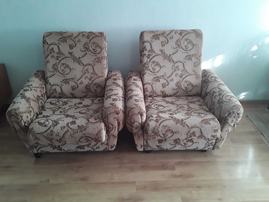 Мягкий уголок (диван и 2 кресла)