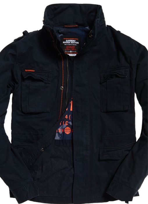 Мйжко яке SUPERDRY .Размер L