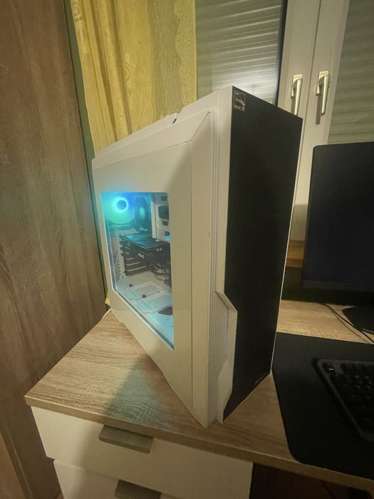 PC Gaming + Monitor AOC QHD 180Hz + Tastatur, Maus și Căști HyperX Wireless – Set complet