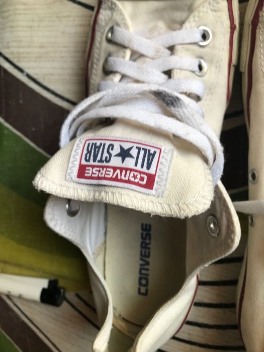 Бели кецове Converse