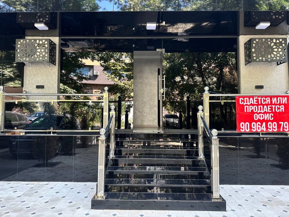 продается офис на Глинке
