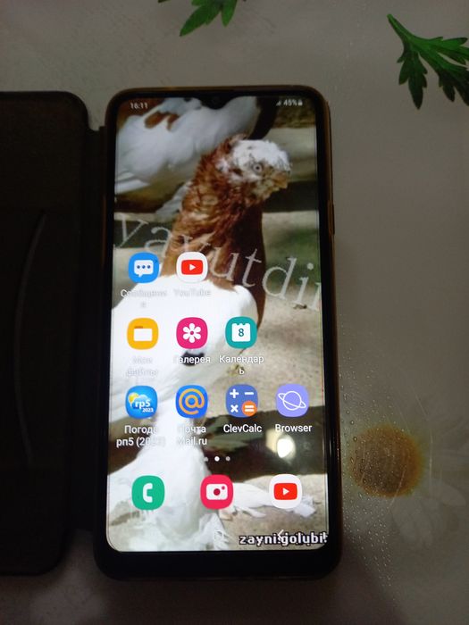 Продам телефон.  .