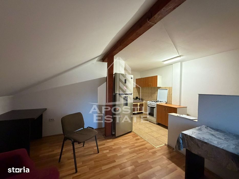 Apartament 2 camere la casa, centrala proprie, zona Aradului