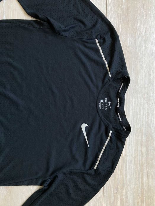 Найк Nike Running Breathe Rise 365 Dri Fit спортна блуза фланела S