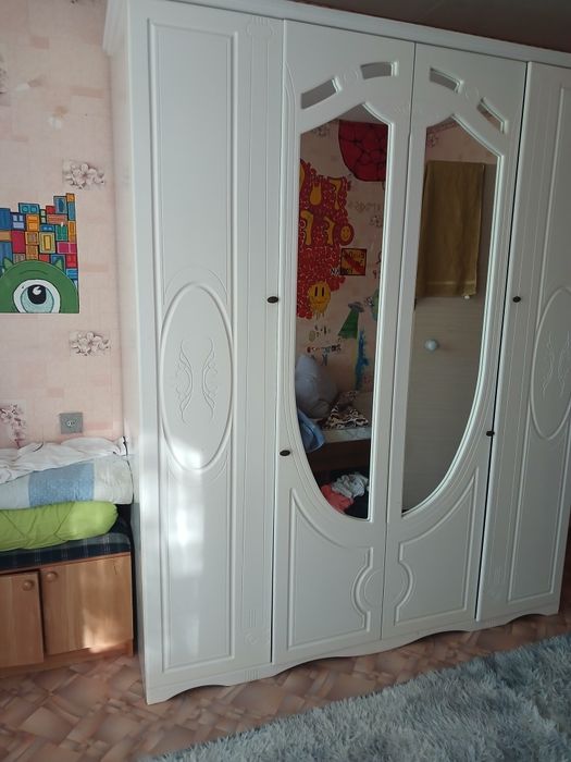 Сдам трехкомнатную