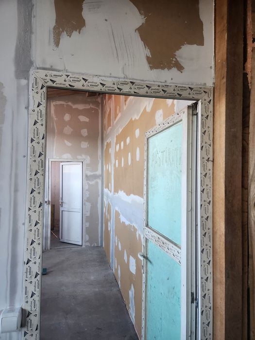 Amenajări interioare și exterioare