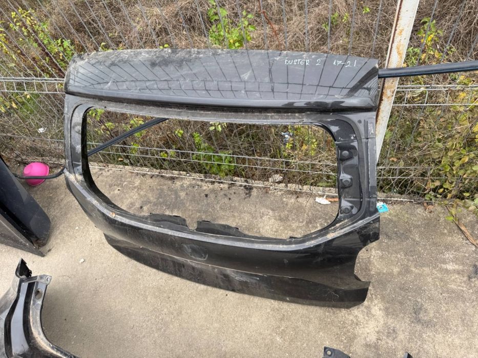 Haion + bara spate Dacia Duster 2 NEGRU 2017/2018/2019/2020/2021/2022
